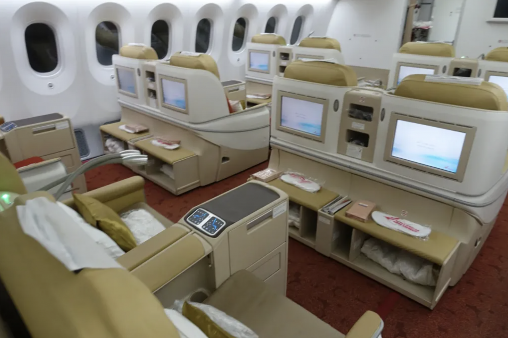 Business Class from Hong Kong to Amsterdam