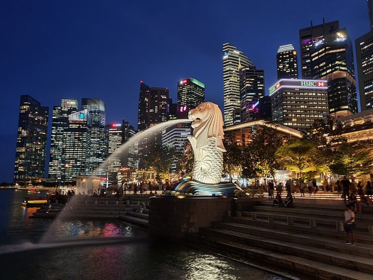 Business Class from Italy to Singapore from €1,500 Round Trip