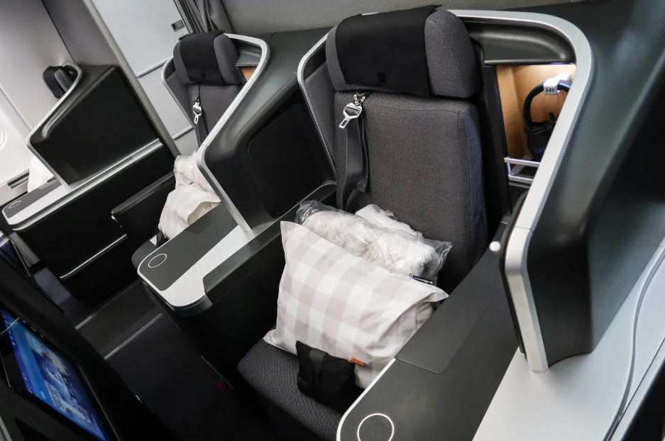 Business Class from Norway to Miami