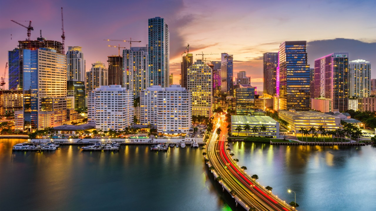 Business Class from Dublin to Miami for €1,556 Round Trip with OneWorld Alliance, Including Christmas and New Year Holidays