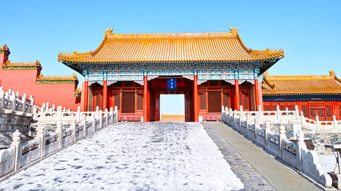 Business Class from Frankfurt to China for €1,378 Round Trip, Including Chinese New Years Dates