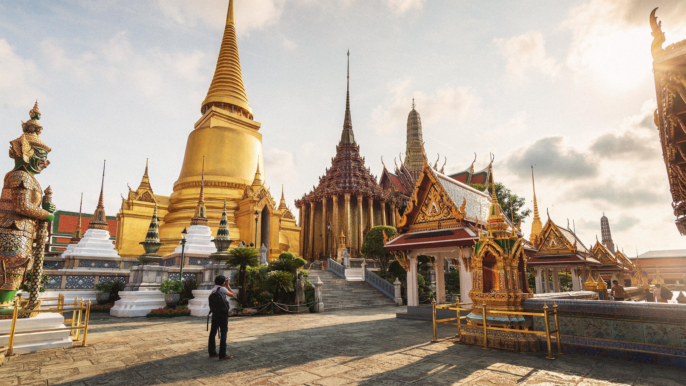 5* Qatar Business Class from Rome to Thailand for €1,906 Round Trip