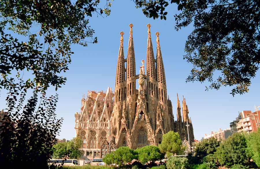 Business Class Suite from Tokyo to Barcelona for $1,893 Round Trip