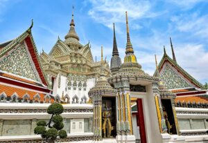 Business Class from Paris to Bangkok